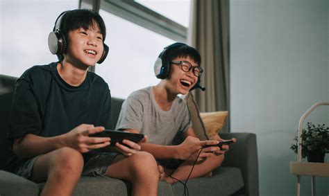 11 Positive Effects of Video Games .